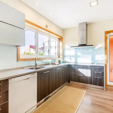 Dom wakacyjny Furadouro Sunny Family Ovar